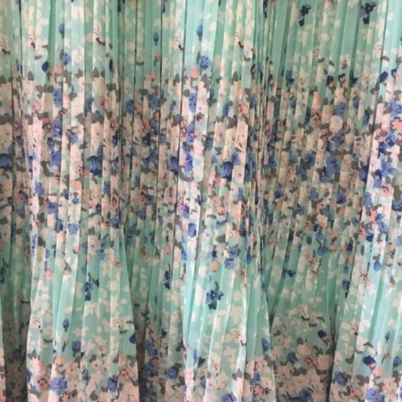 Maison Jules Mint Floral Print Pleated Midi Dress - Picture 3 of 3